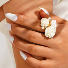 Load image into Gallery viewer, White Roses Ring
